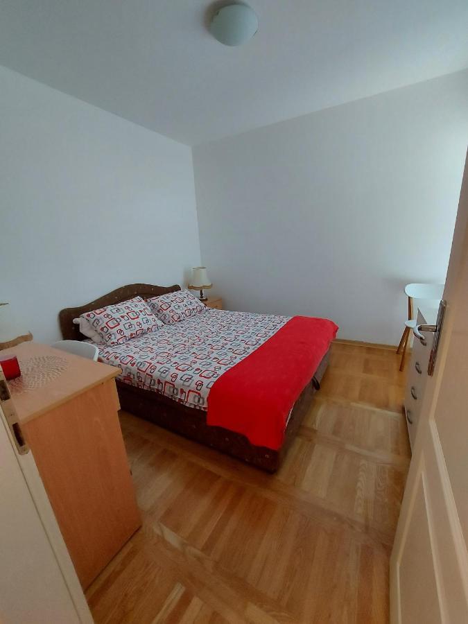 One Bedroom Apartment Ljilja Sveti Stefan Kültér fotó